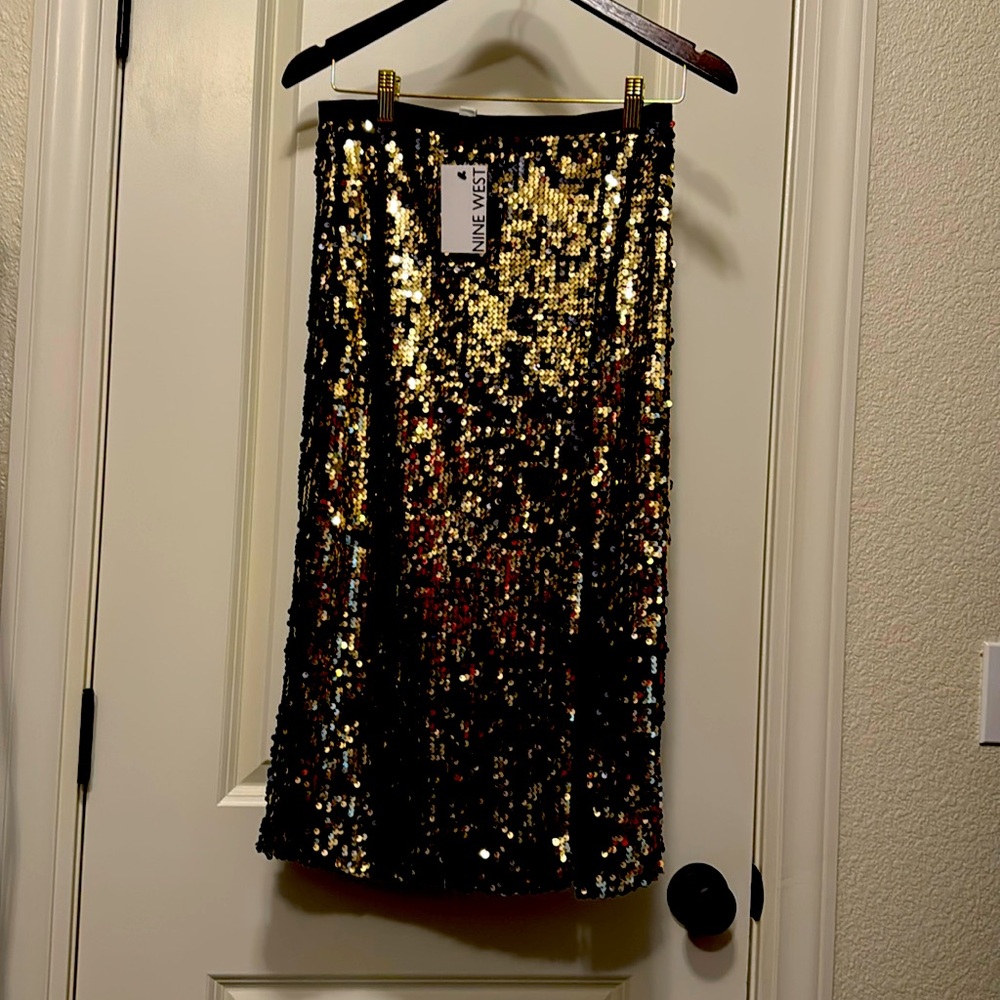 Sequin Midi skirt, NWT Nine West women’s small